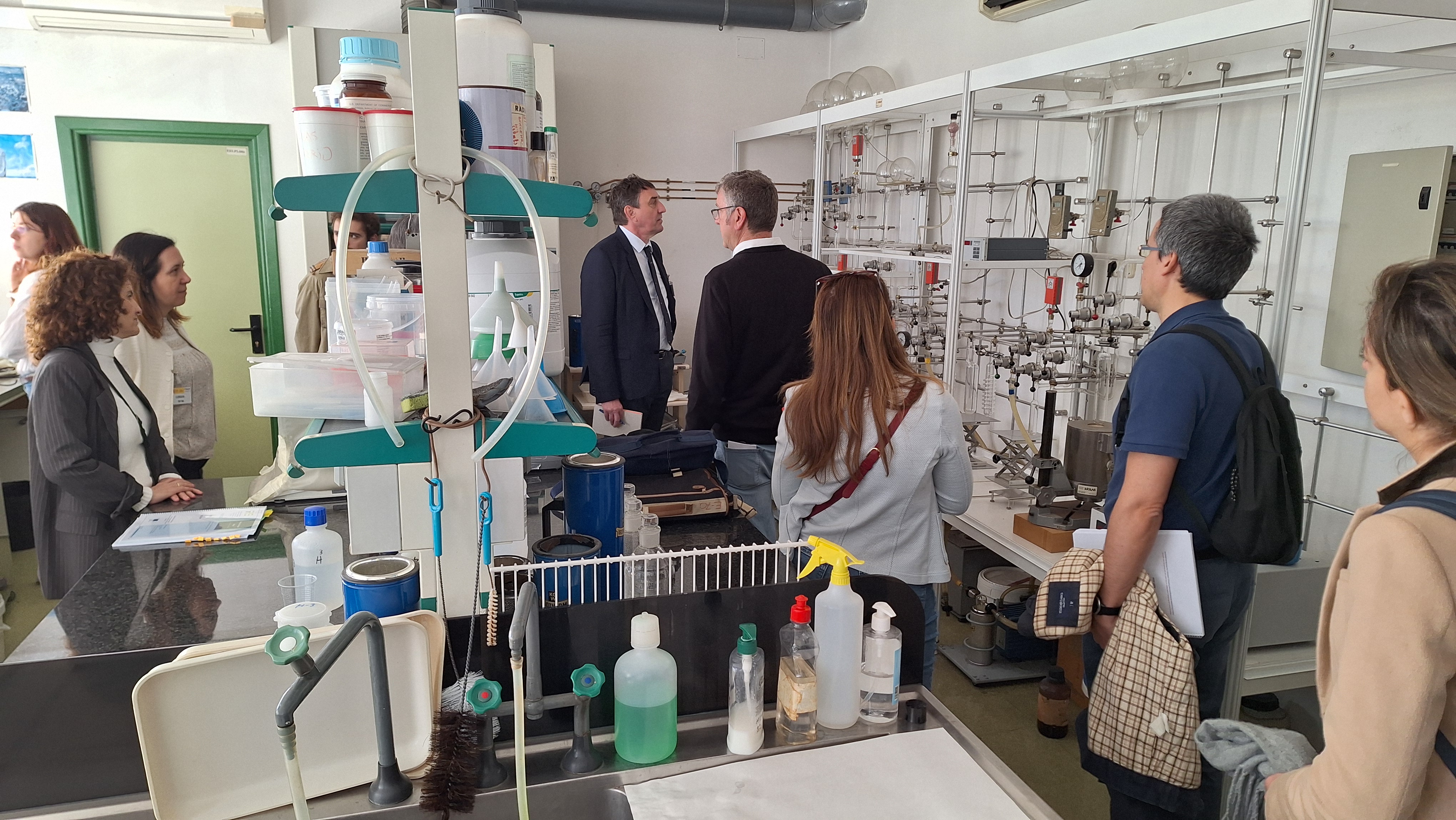 Visita a los laboratorios