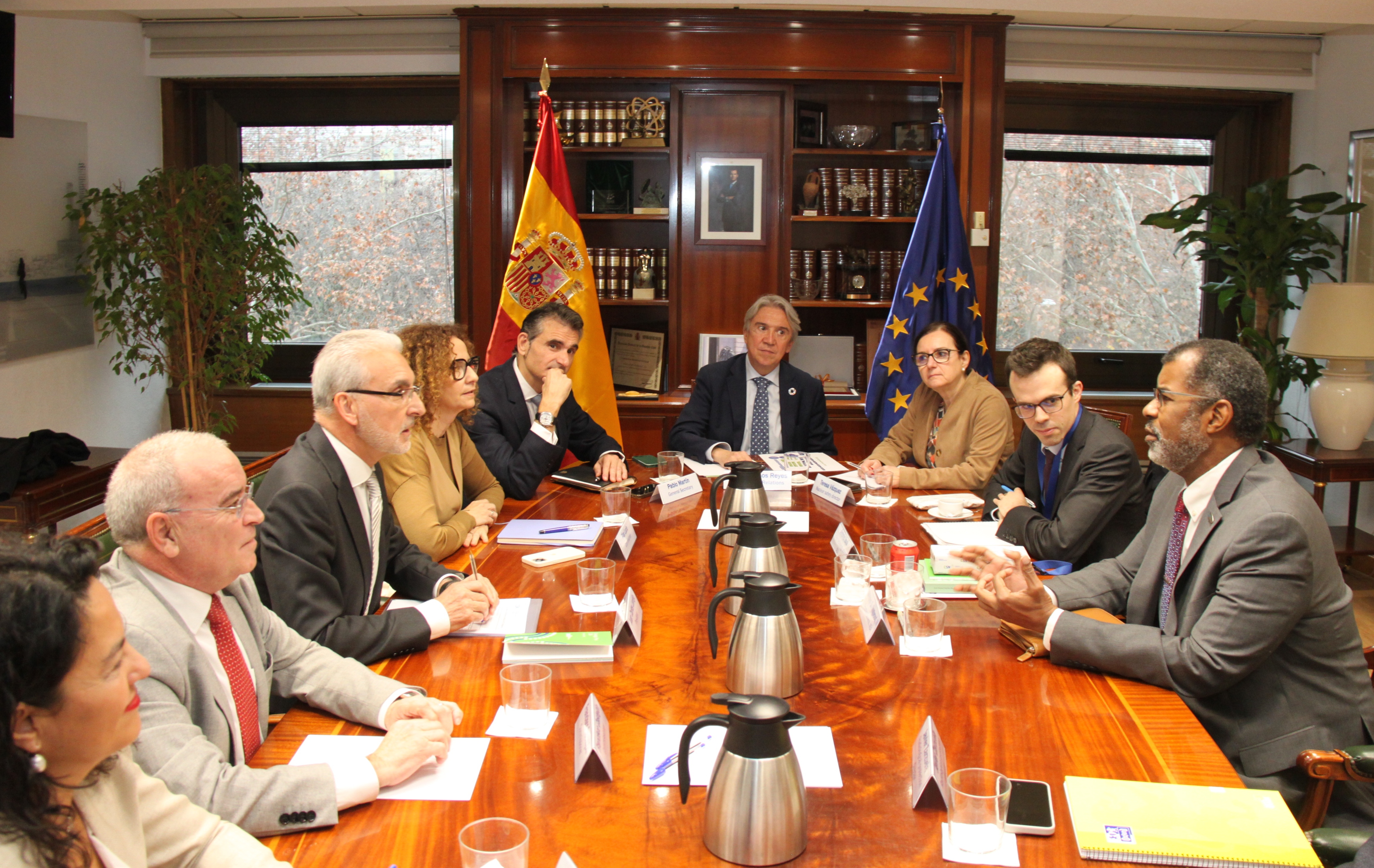 El CSN acoge y coordina la visita institucional del director general de la Agencia de Energía Nuclear