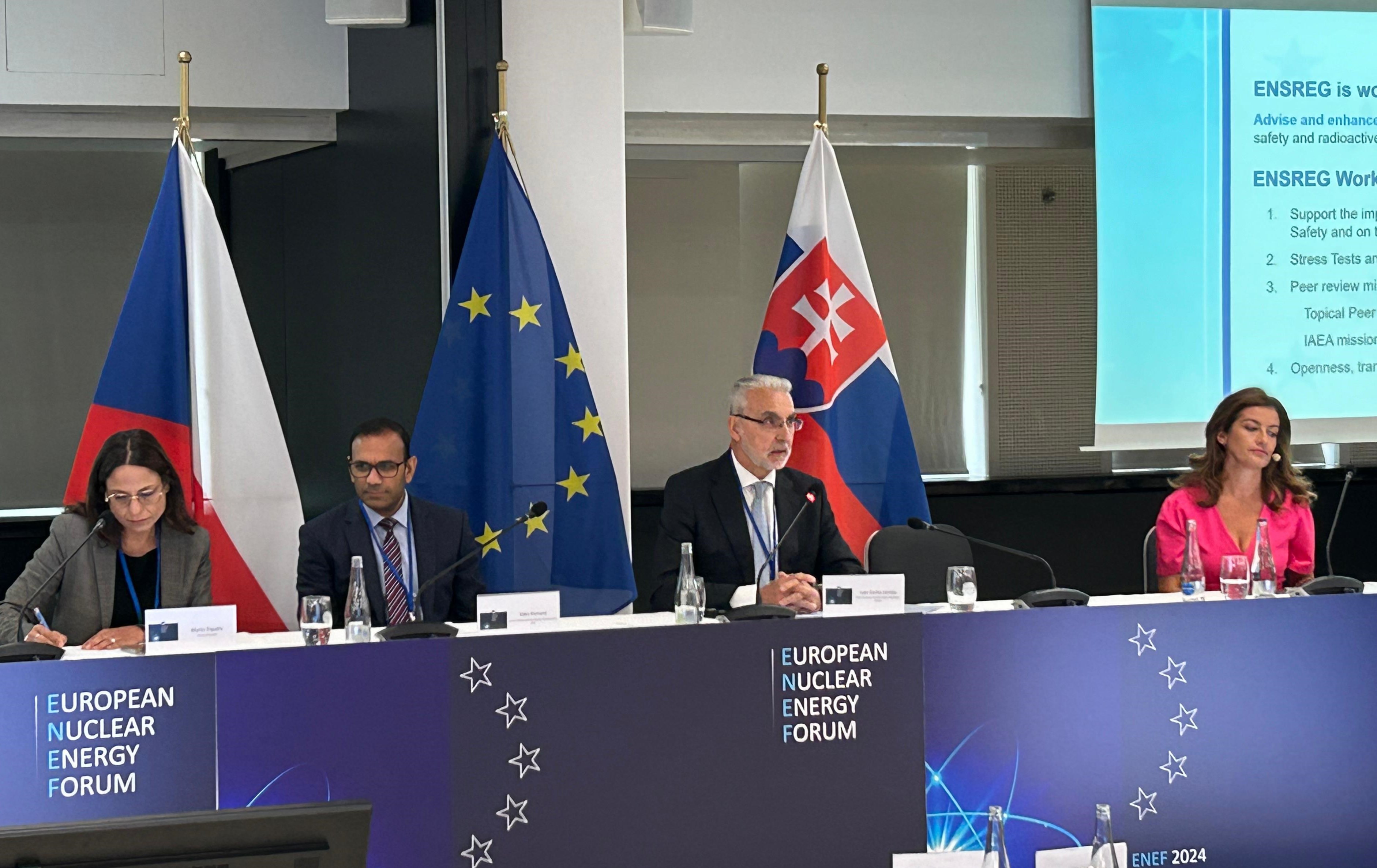 El presidente del CSN subraya la importancia de la seguridad nuclear en un contexto de creciente interés por la energía atómica