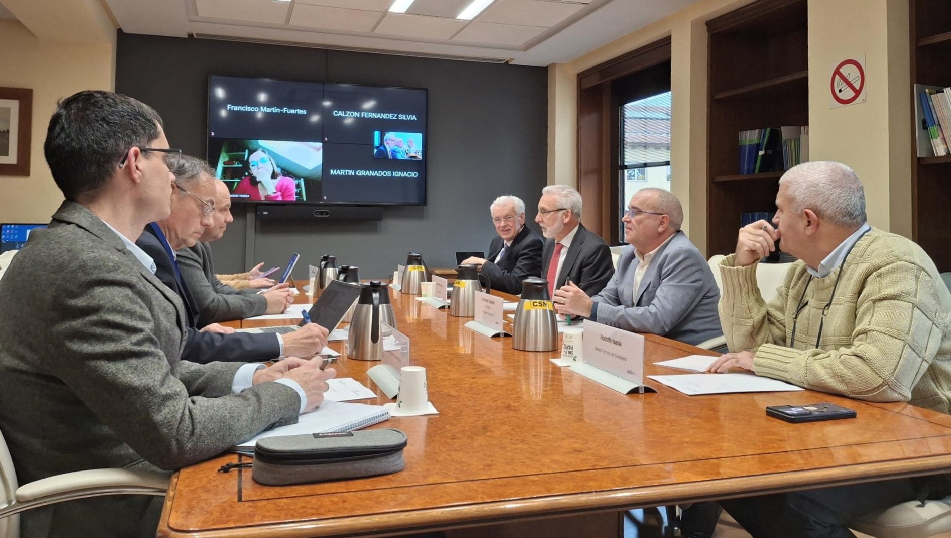 El CSN e IFMIF-DONES mantienen su compromiso por la seguridad durante la reunión del Comité de Enlace de ambas instituciones